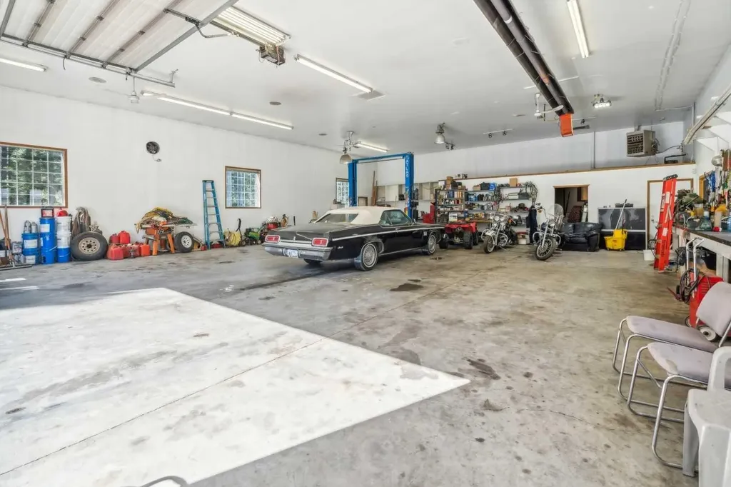 146219 371 Street W Rural Foothills County AB T0L 0K0