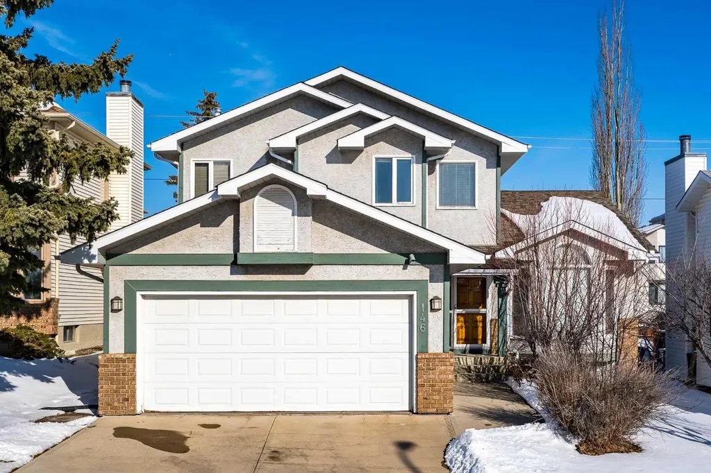 146 Hawkdale Circle NW Calgary AB T3G 2W9