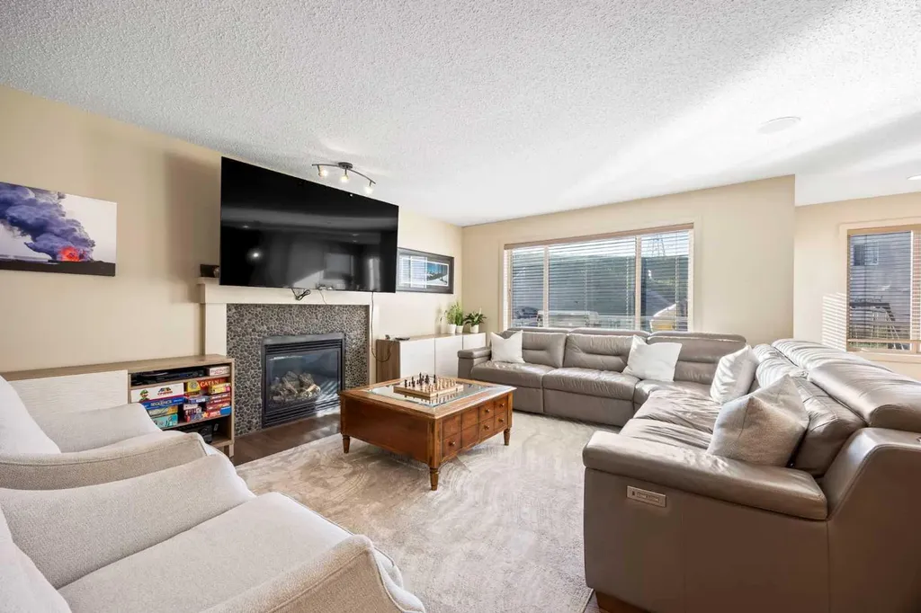 80 Tuscany Summit Terrace NW Calgary AB T3L 0C1