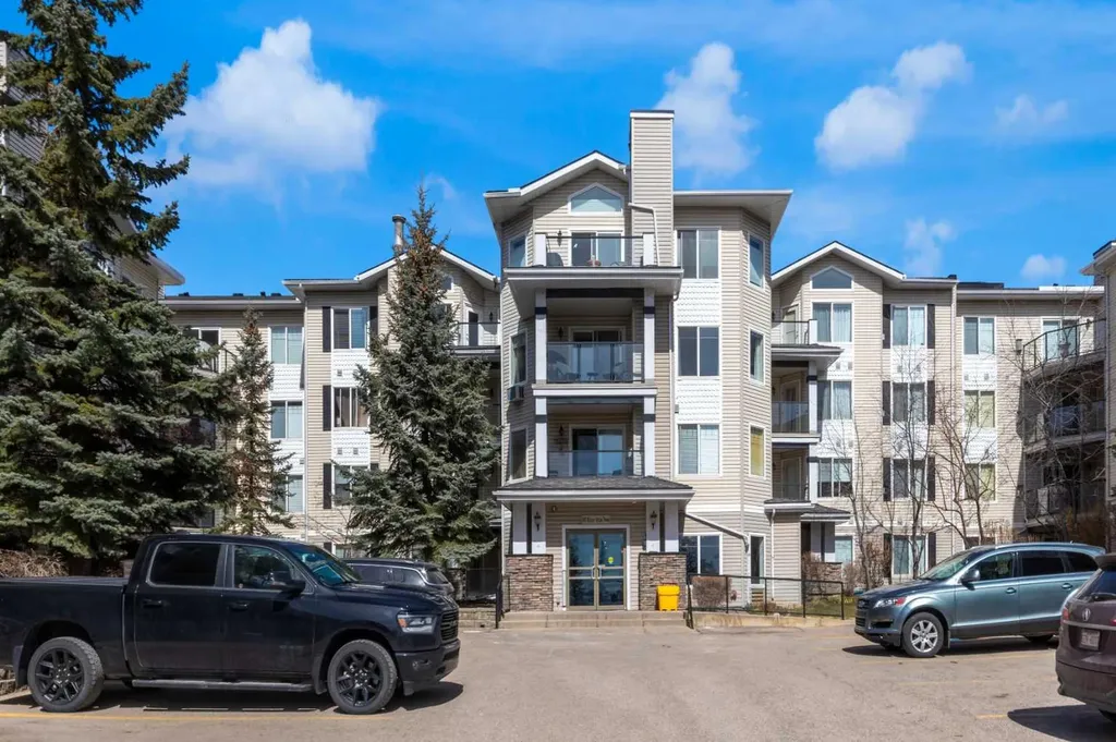 345 Rocky Vista Park NW Calgary AB T3G 5K6
