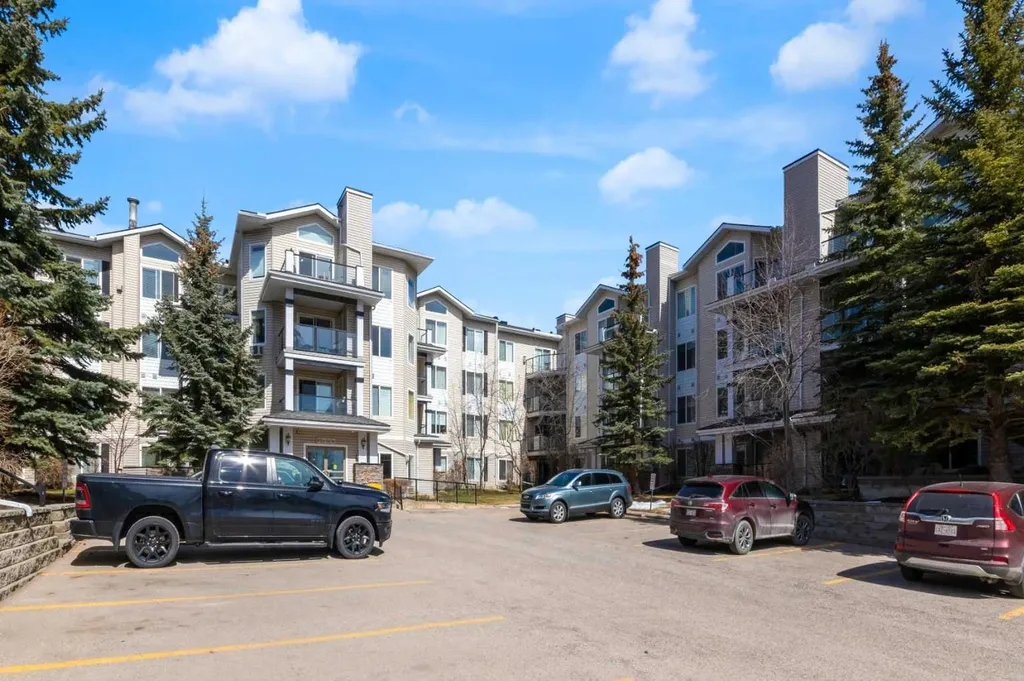 345 Rocky Vista Park NW Calgary AB T3G 5K6