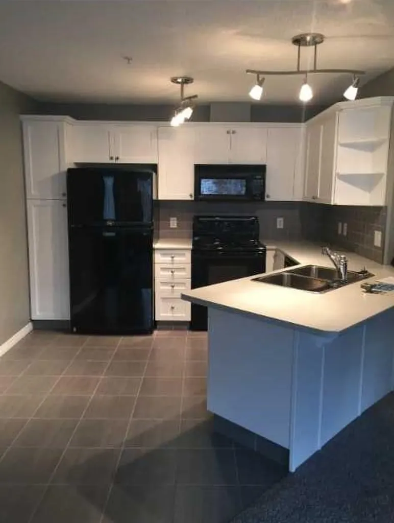 345 Rocky Vista Park NW Calgary AB T3G 5K6