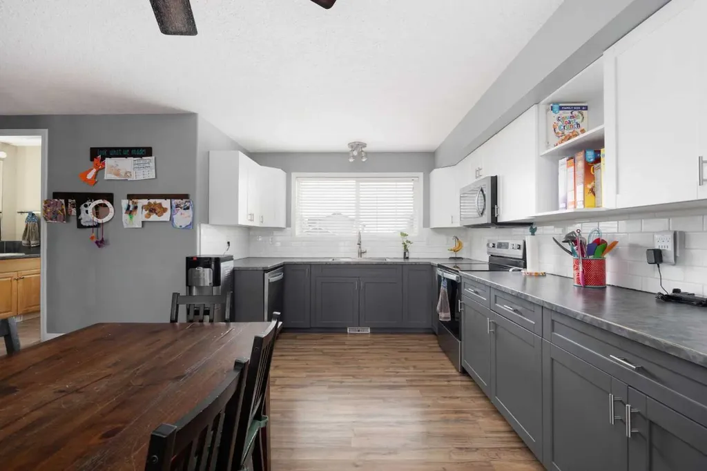 220 Swanson Crescent Fort Mcmurray AB T9K 2W5