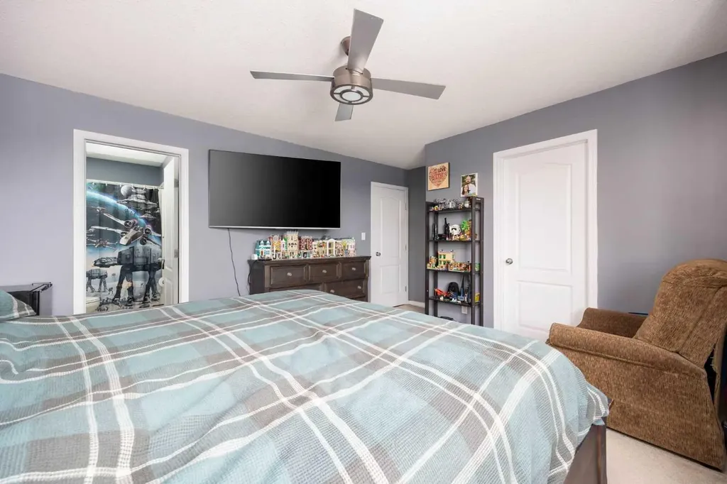220 Swanson Crescent Fort Mcmurray AB T9K 2W5