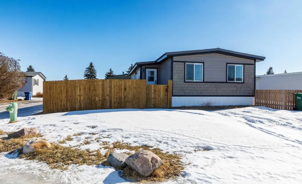 5344 76 Street Red Deer AB T4P2A6