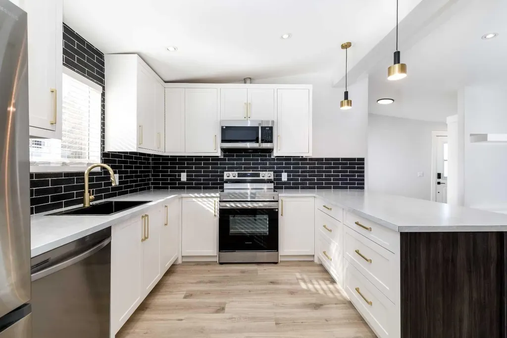 5344 76 Street Red Deer AB T4P2A6