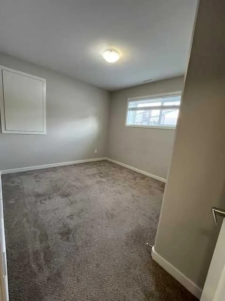 222 Sunridge Road W Lethbridge AB T1J4S8