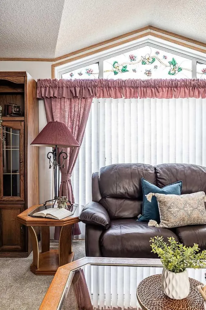 1600 Strachan Road SE Medicine Hat AB T1B4M3