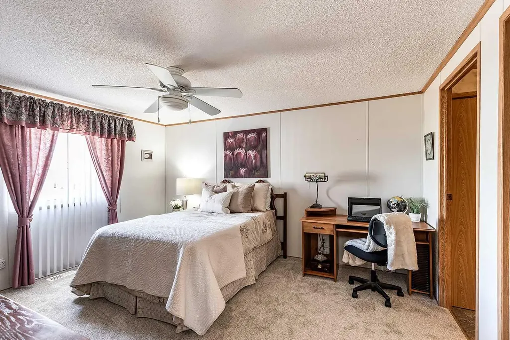 1600 Strachan Road SE Medicine Hat AB T1B4M3