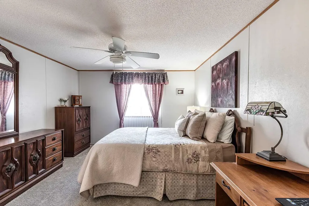 1600 Strachan Road SE Medicine Hat AB T1B4M3