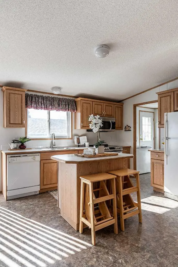 1600 Strachan Road SE Medicine Hat AB T1B4M3