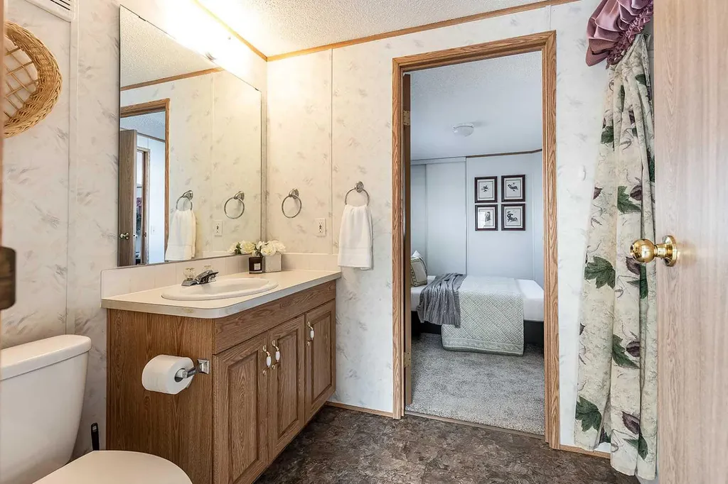 1600 Strachan Road SE Medicine Hat AB T1B4M3