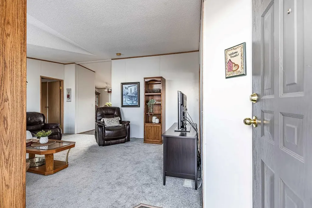 1600 Strachan Road SE Medicine Hat AB T1B4M3