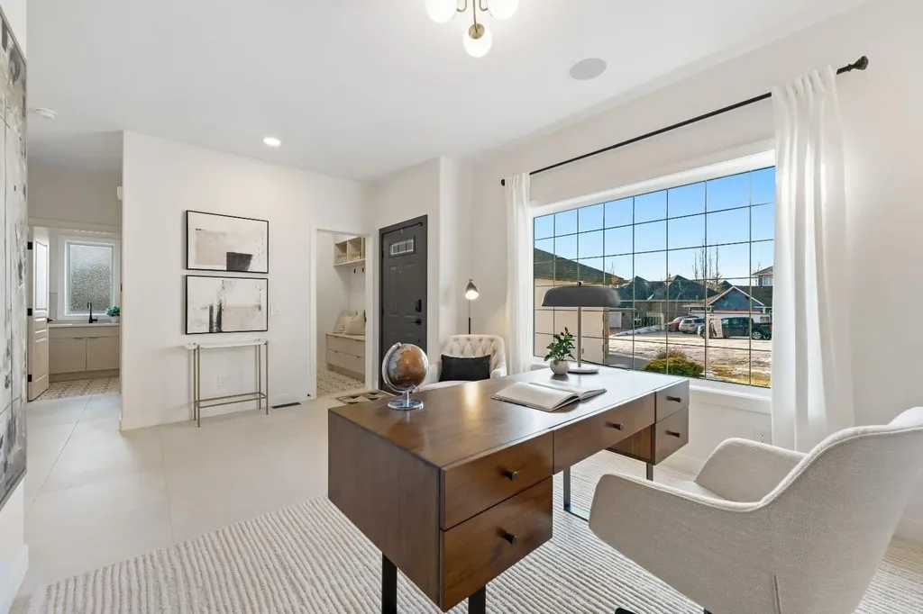 125 Discovery Place SW Calgary AB T3H 4N5