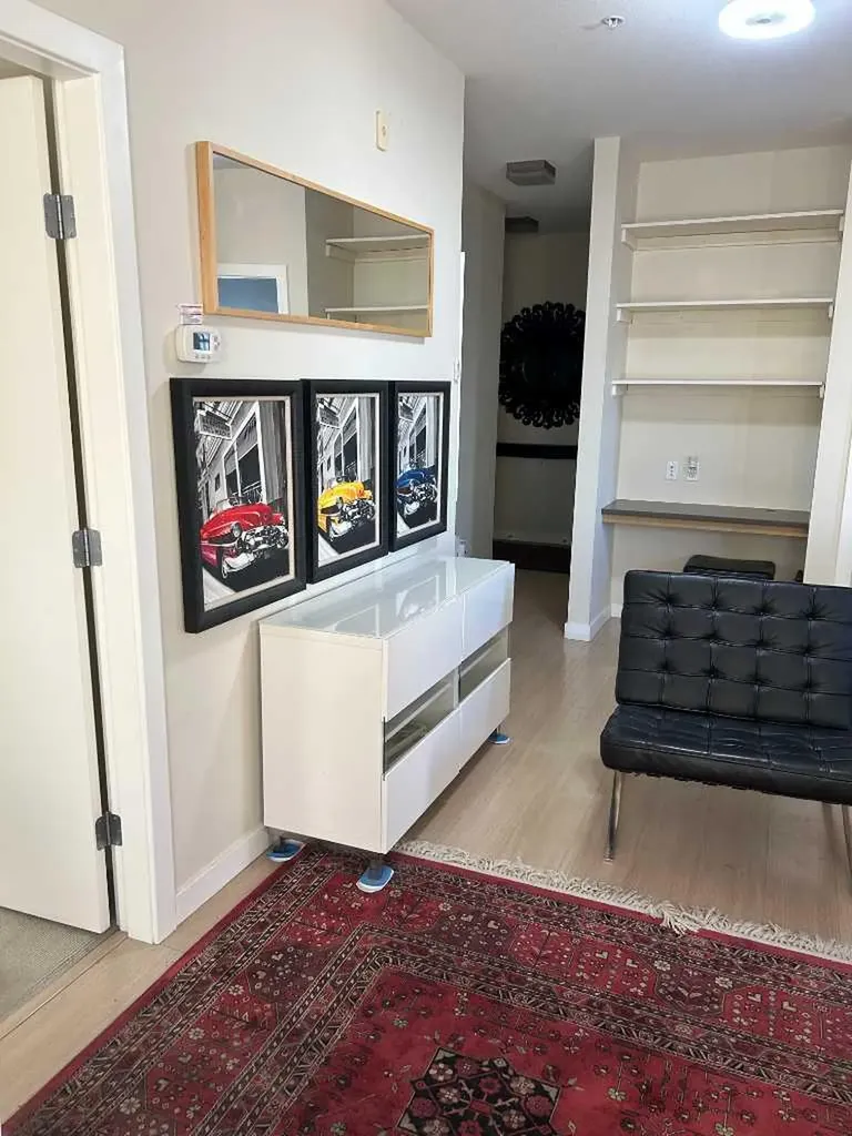 707 4 Street NE Calgary AB T2E 3S7