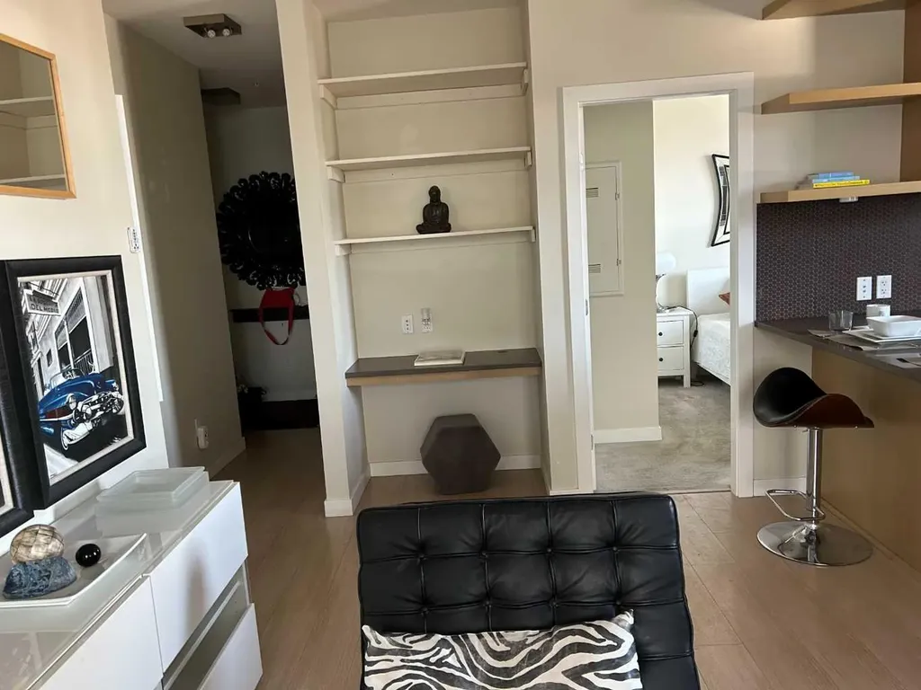 707 4 Street NE Calgary AB T2E 3S7
