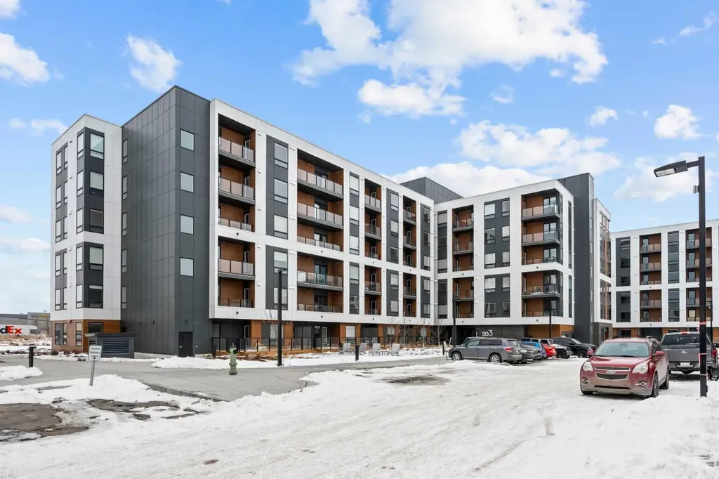 8500 19 Avenue SE Calgary AB T2A 0M8