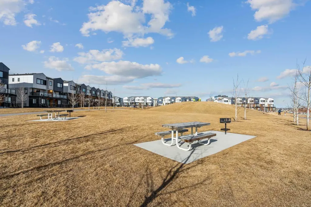 8500 19 Avenue SE Calgary AB T2A 0M8