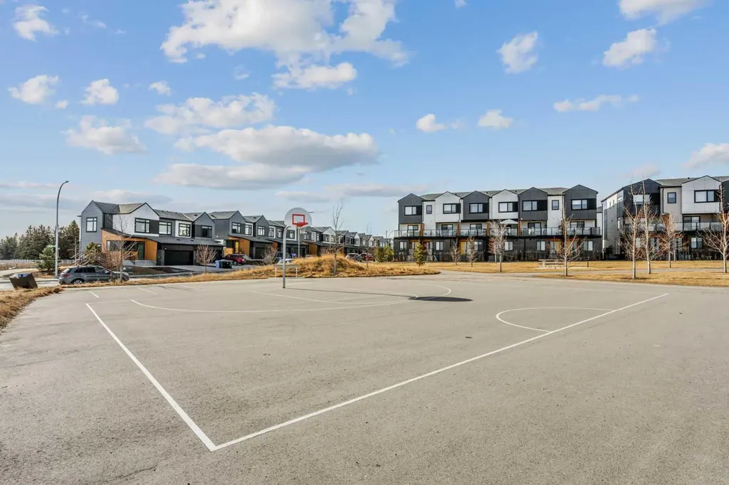 8500 19 Avenue SE Calgary AB T2A 0M8