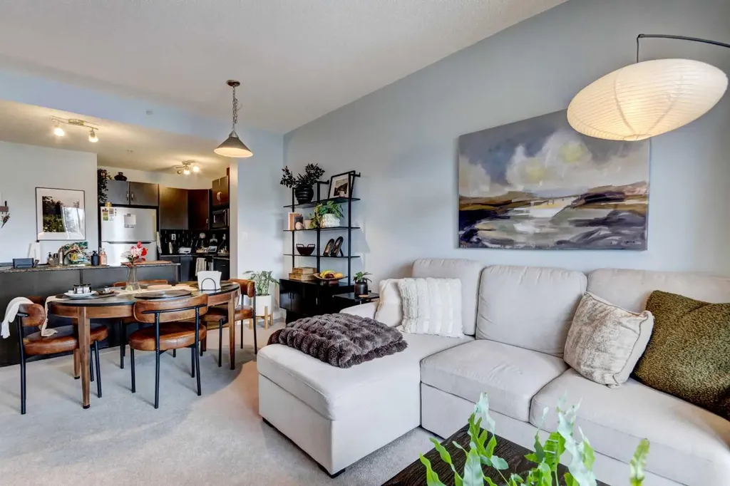 5605 Henwood Street SW Calgary AB T3E 7R2