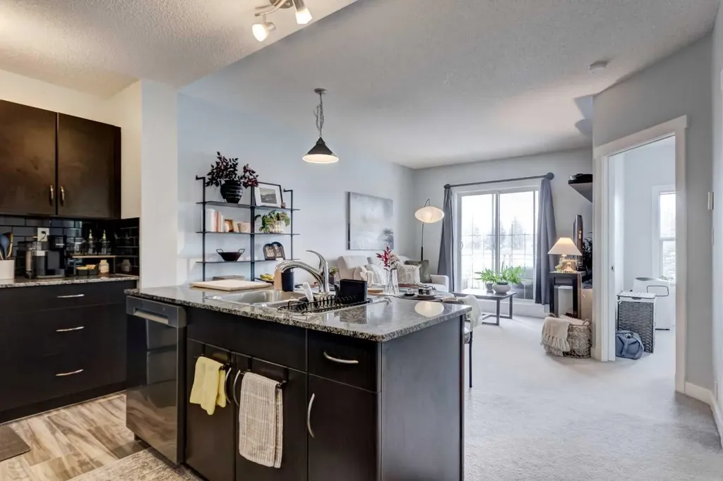5605 Henwood Street SW Calgary AB T3E 7R2