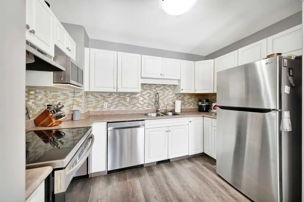 4501 39 Street Lloydminster SK S9V 2C2