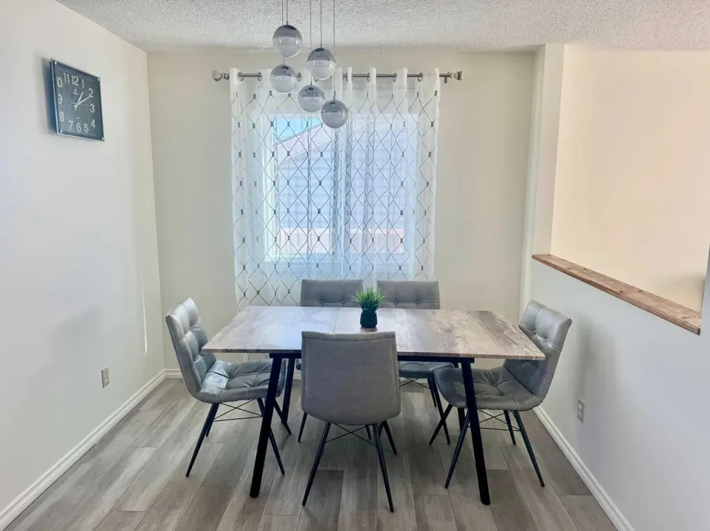 116 Central Avenue NW Falher AB T0H 1M0