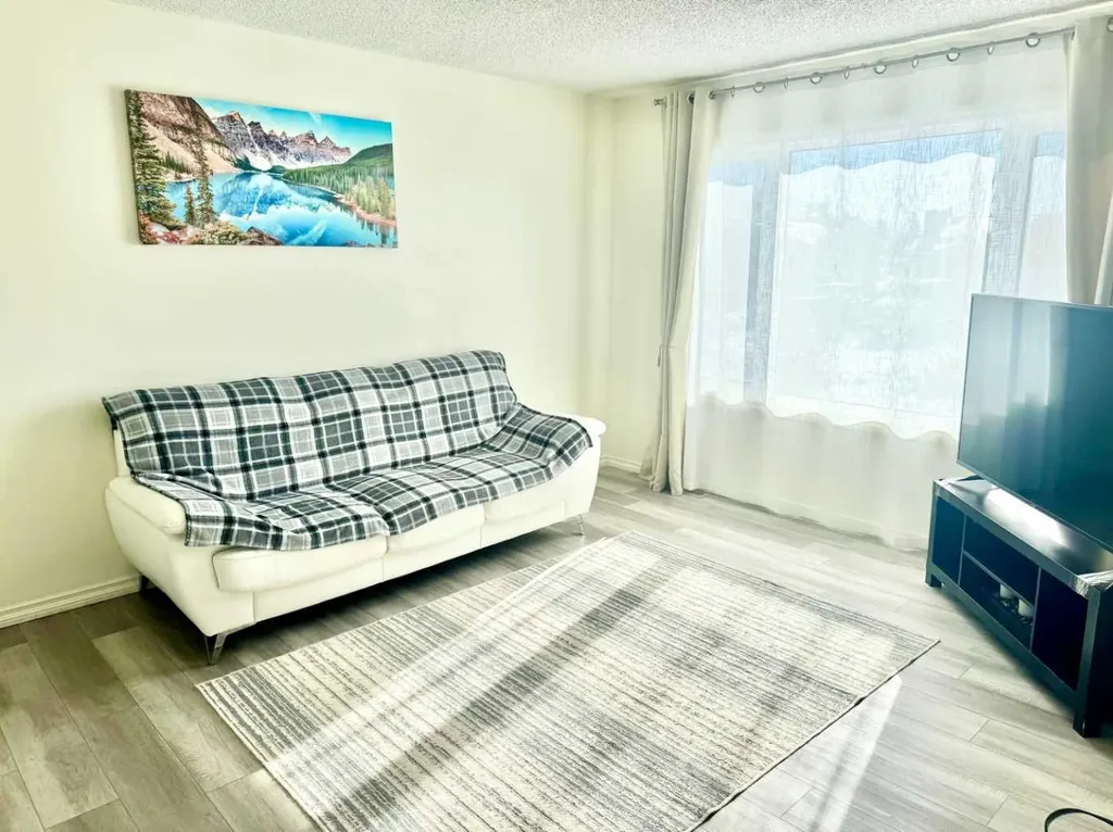 116 Central Avenue NW Falher AB T0H 1M0