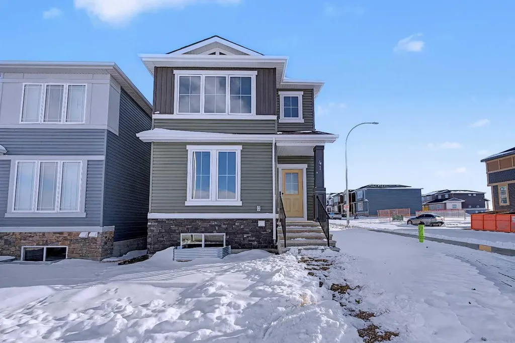 41 Ambleton Boulevard NW Calgary AB T3P 2L3