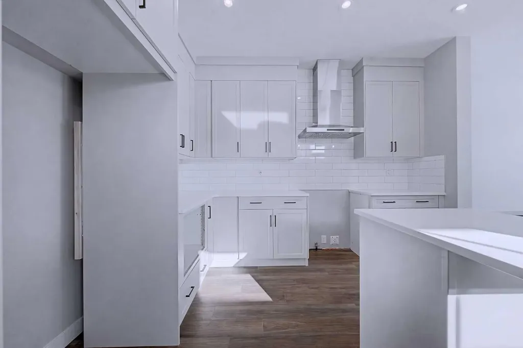 41 Ambleton Boulevard NW Calgary AB T3P 2L3
