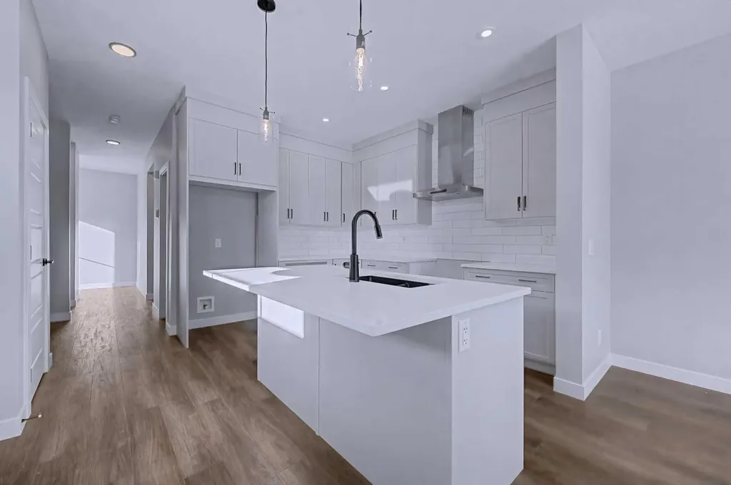 41 Ambleton Boulevard NW Calgary AB T3P 2L3