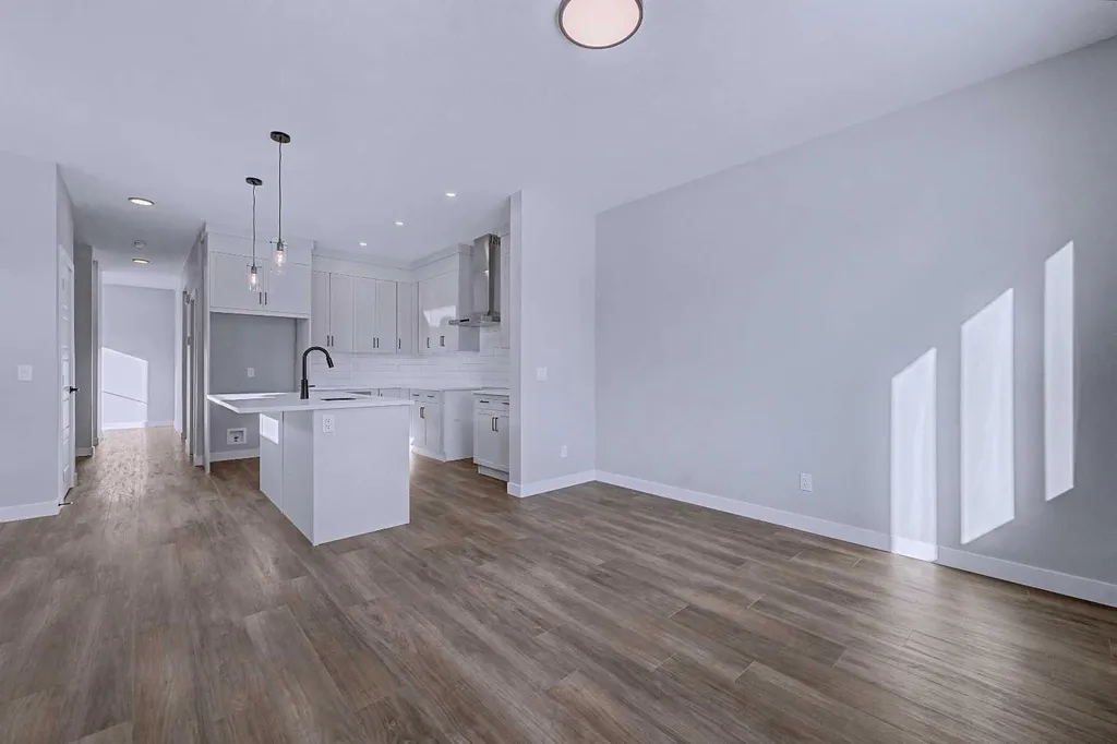 41 Ambleton Boulevard NW Calgary AB T3P 2L3