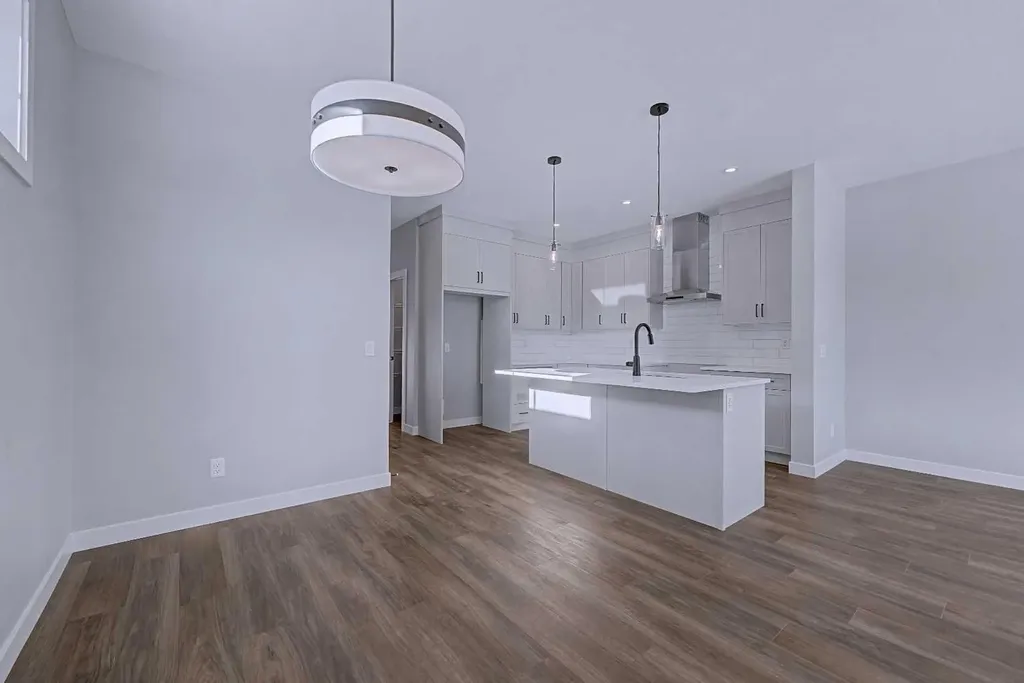 41 Ambleton Boulevard NW Calgary AB T3P 2L3