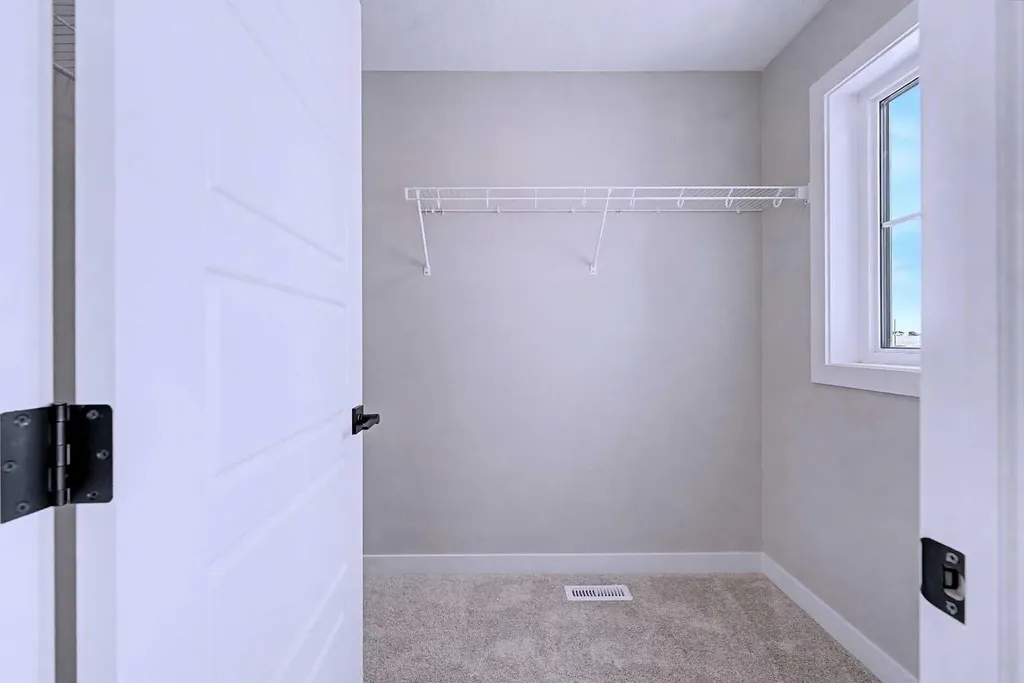 41 Ambleton Boulevard NW Calgary AB T3P 2L3