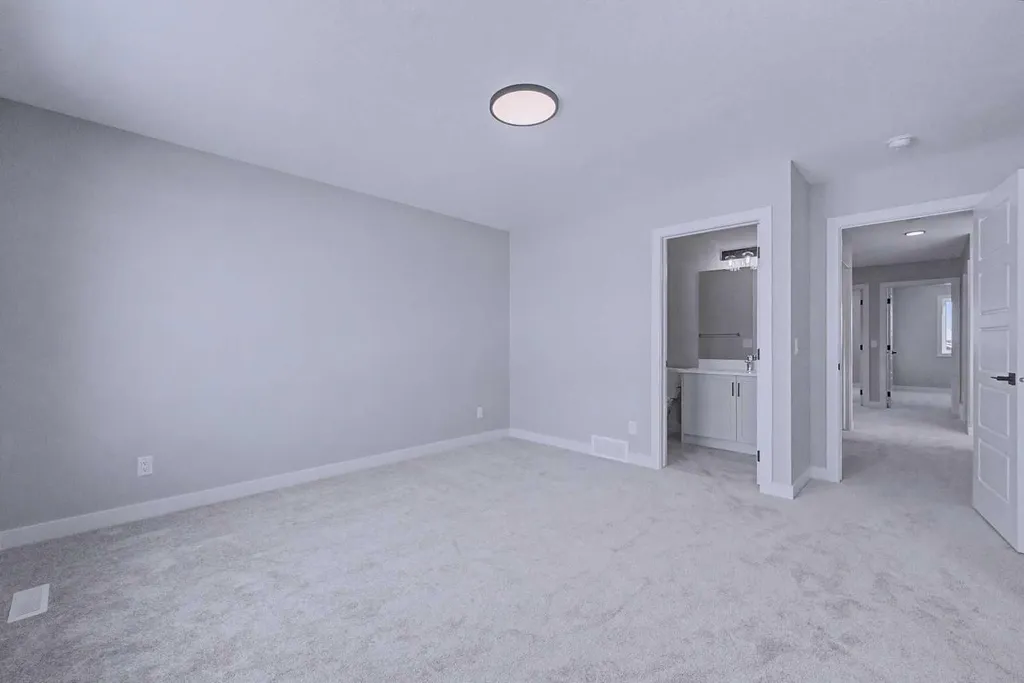 41 Ambleton Boulevard NW Calgary AB T3P 2L3
