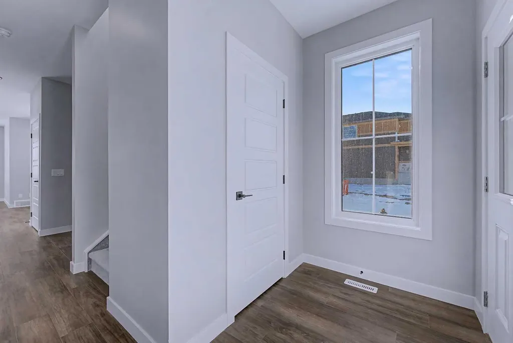 41 Ambleton Boulevard NW Calgary AB T3P 2L3