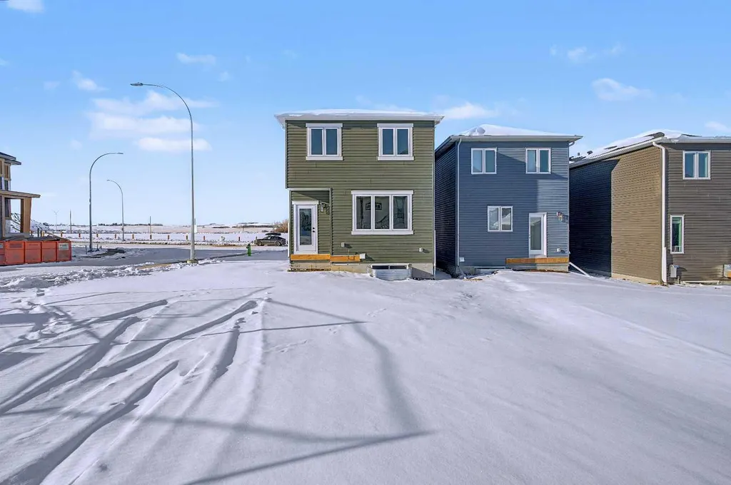 41 Ambleton Boulevard NW Calgary AB T3P 2L3