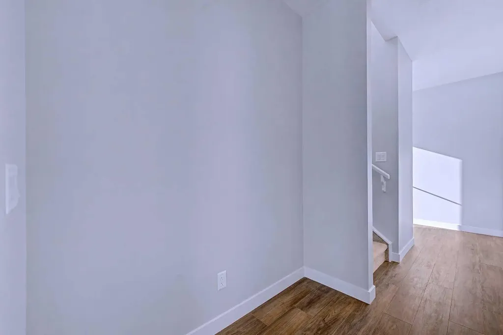 41 Ambleton Boulevard NW Calgary AB T3P 2L3