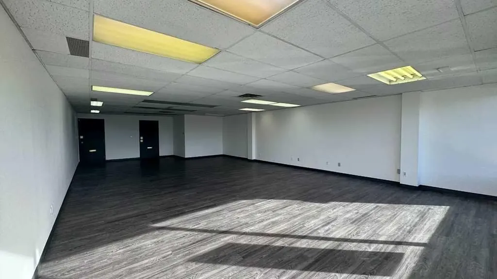 1830 52 Street SE Calgary AB T2B 1N1