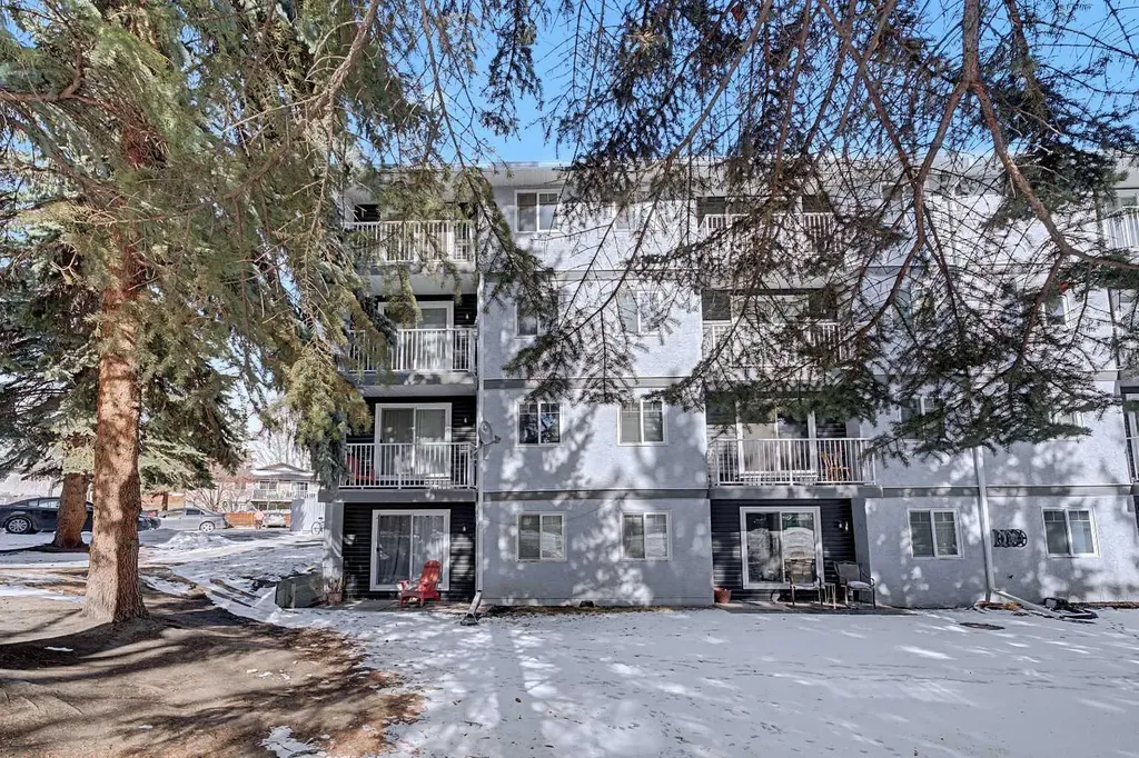 5601 Dalton Drive NW Calgary AB T3A 2E2
