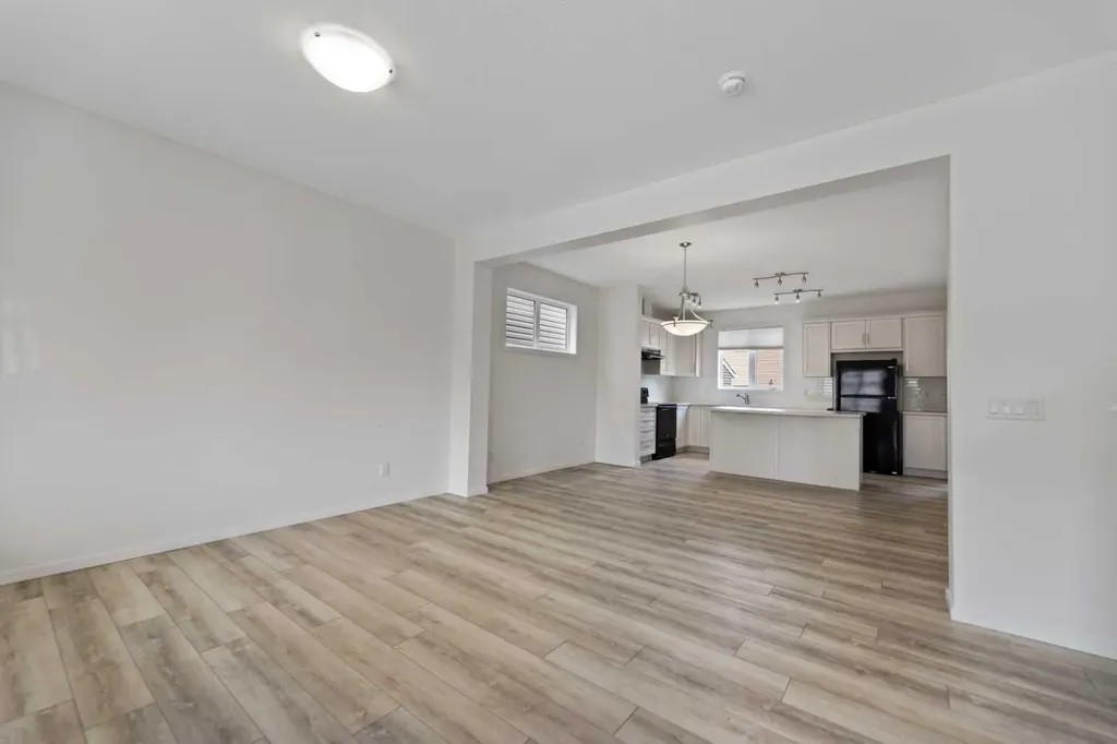 124 Cityspring Way NE Calgary AB T3N 1Z6