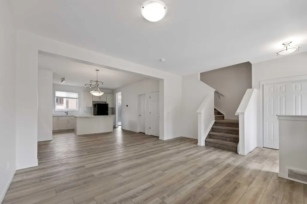 124 Cityspring Way NE Calgary AB T3N 1Z6