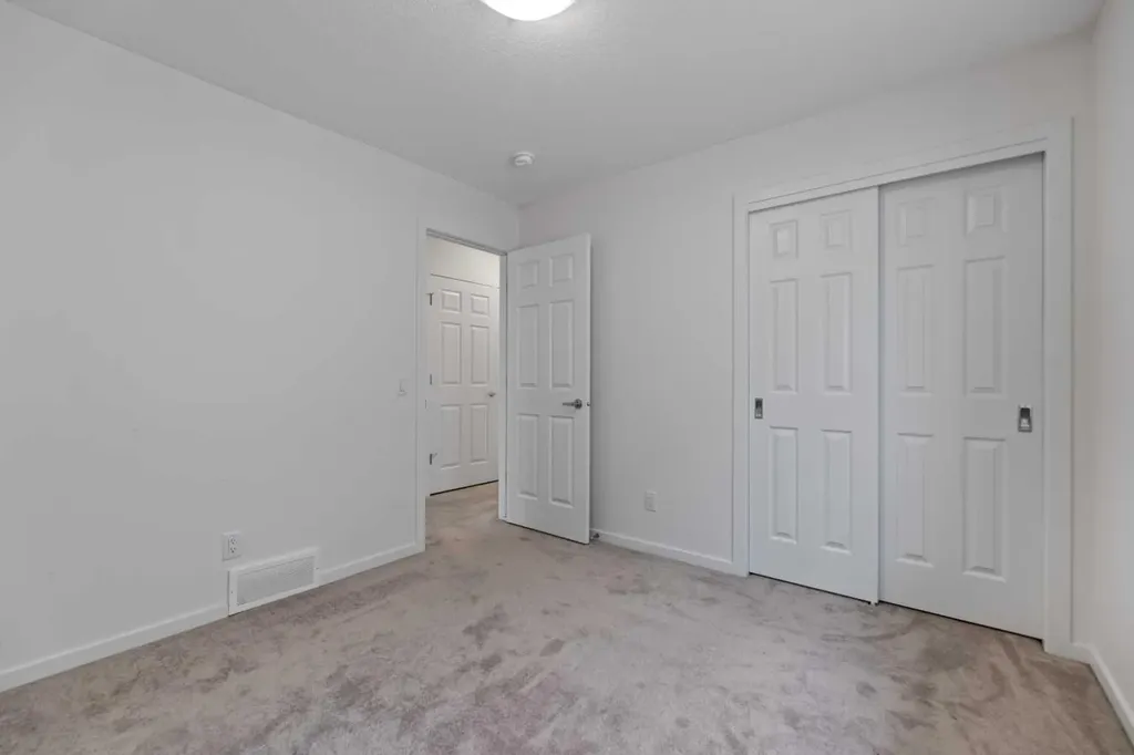 124 Cityspring Way NE Calgary AB T3N 1Z6