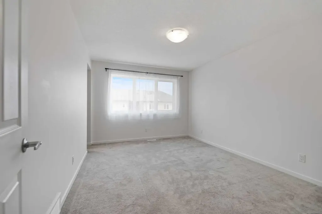 124 Cityspring Way NE Calgary AB T3N 1Z6