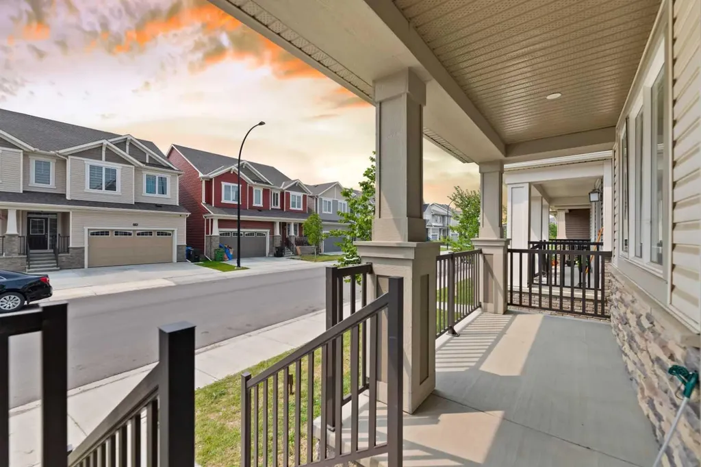 124 Cityspring Way NE Calgary AB T3N 1Z6