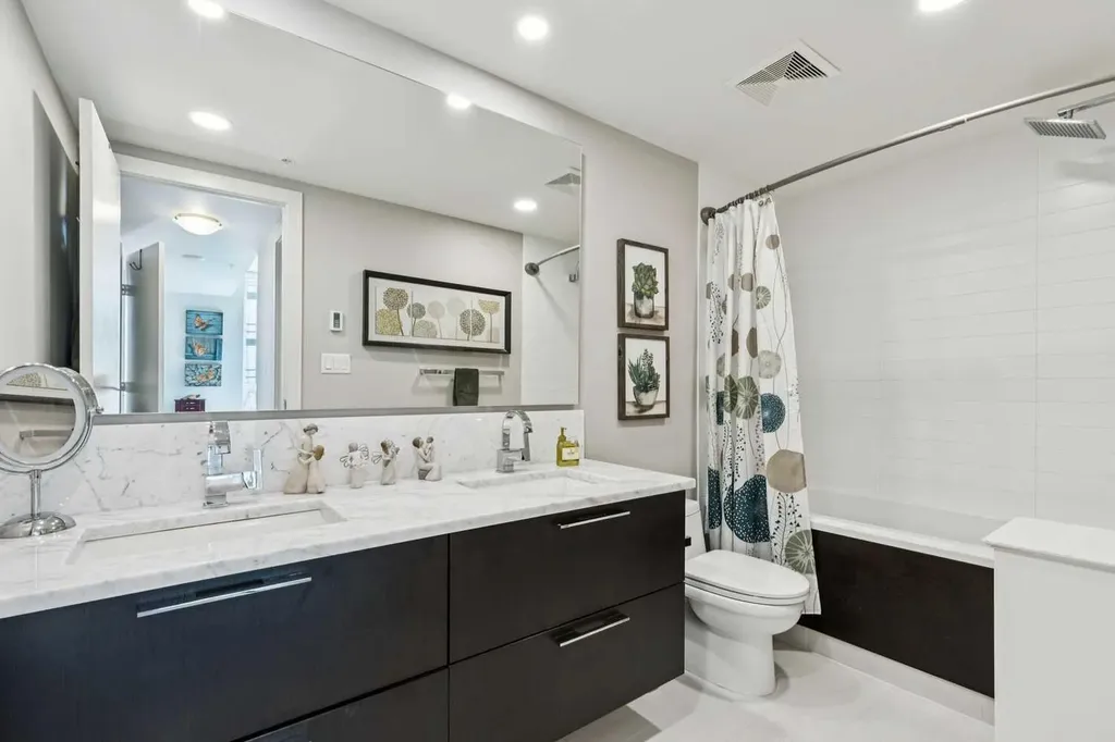1111 10 Street SW Calgary AB T2R 1E3