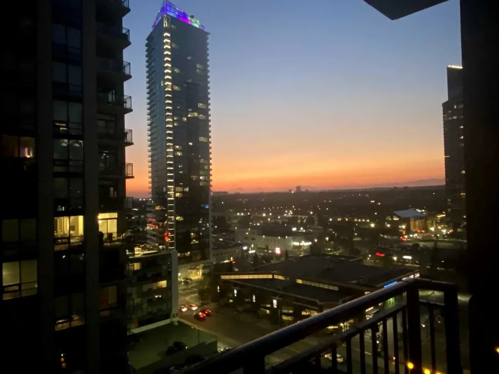 1111 10 Street SW Calgary AB T2R 1E3