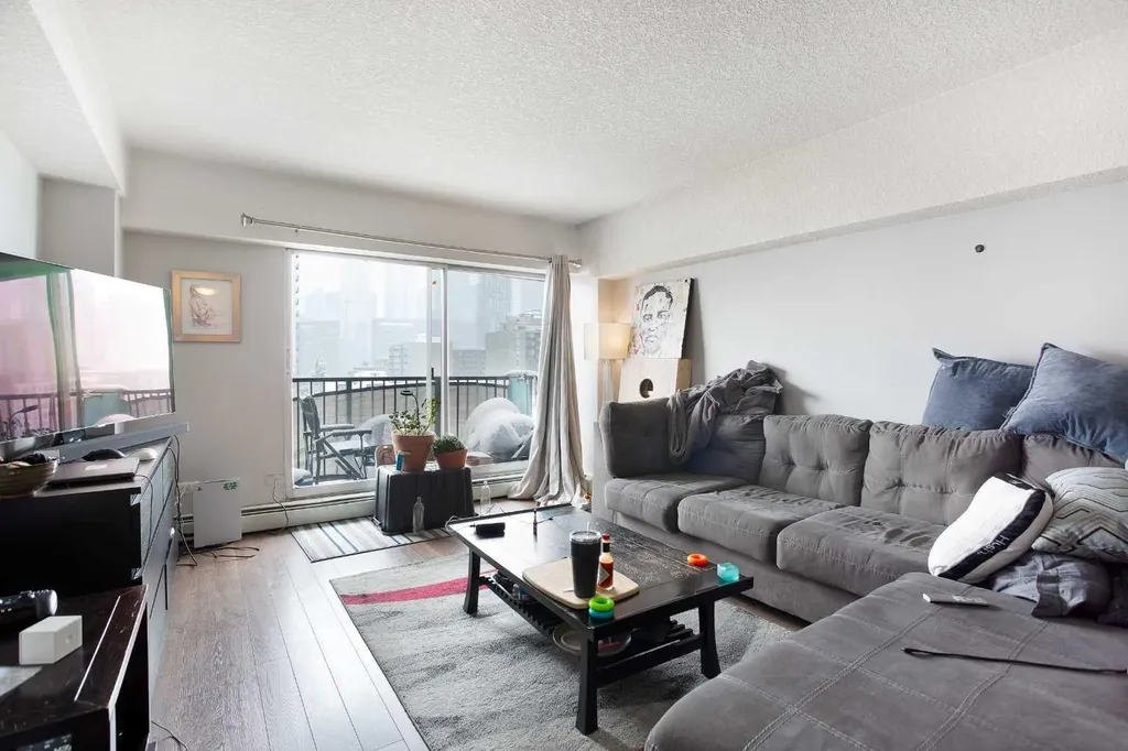 515 17 Avenue SW Calgary AB T2S 0A9
