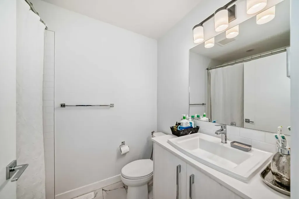280 Chelsea Road Chestermere AB T1X 2P4