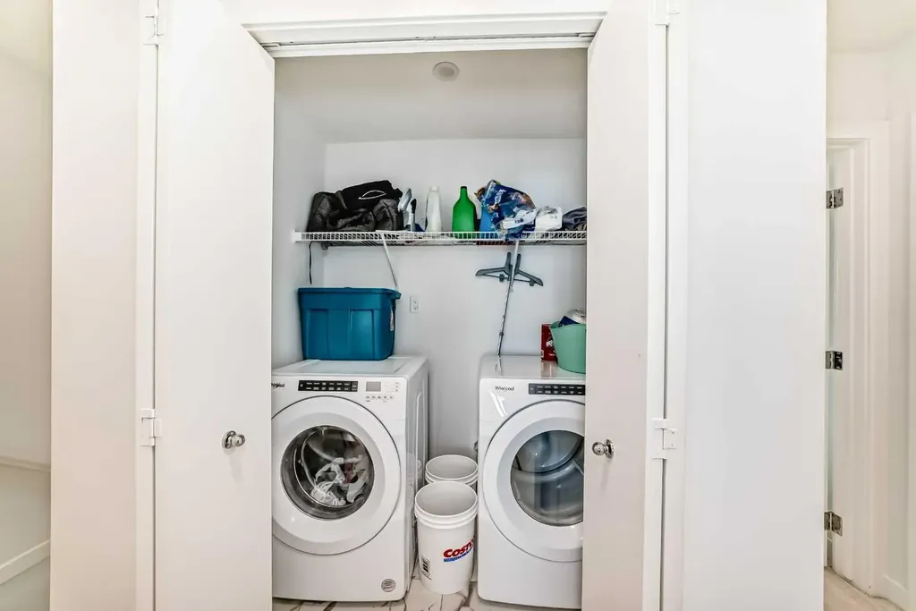 280 Chelsea Road Chestermere AB T1X 2P4